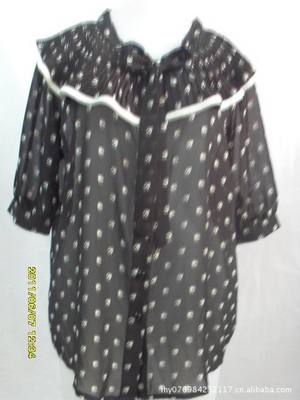 東莞市石碣展鵬制衣加工店 專業(yè)承接各類服裝加工訂做